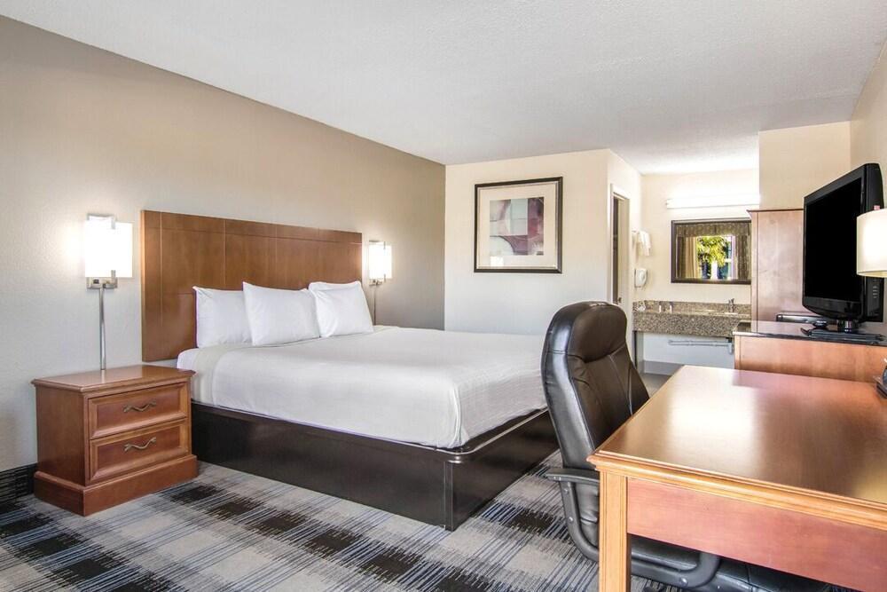 6 Pa Near Pa Expo Center 2* Harrisburg